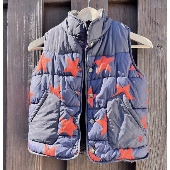 Mini Boden Boys Fleece-lined Puffer Vest Orange Stars SZ 5-6 Y Sleeveless Gray - Picture 1 of 9